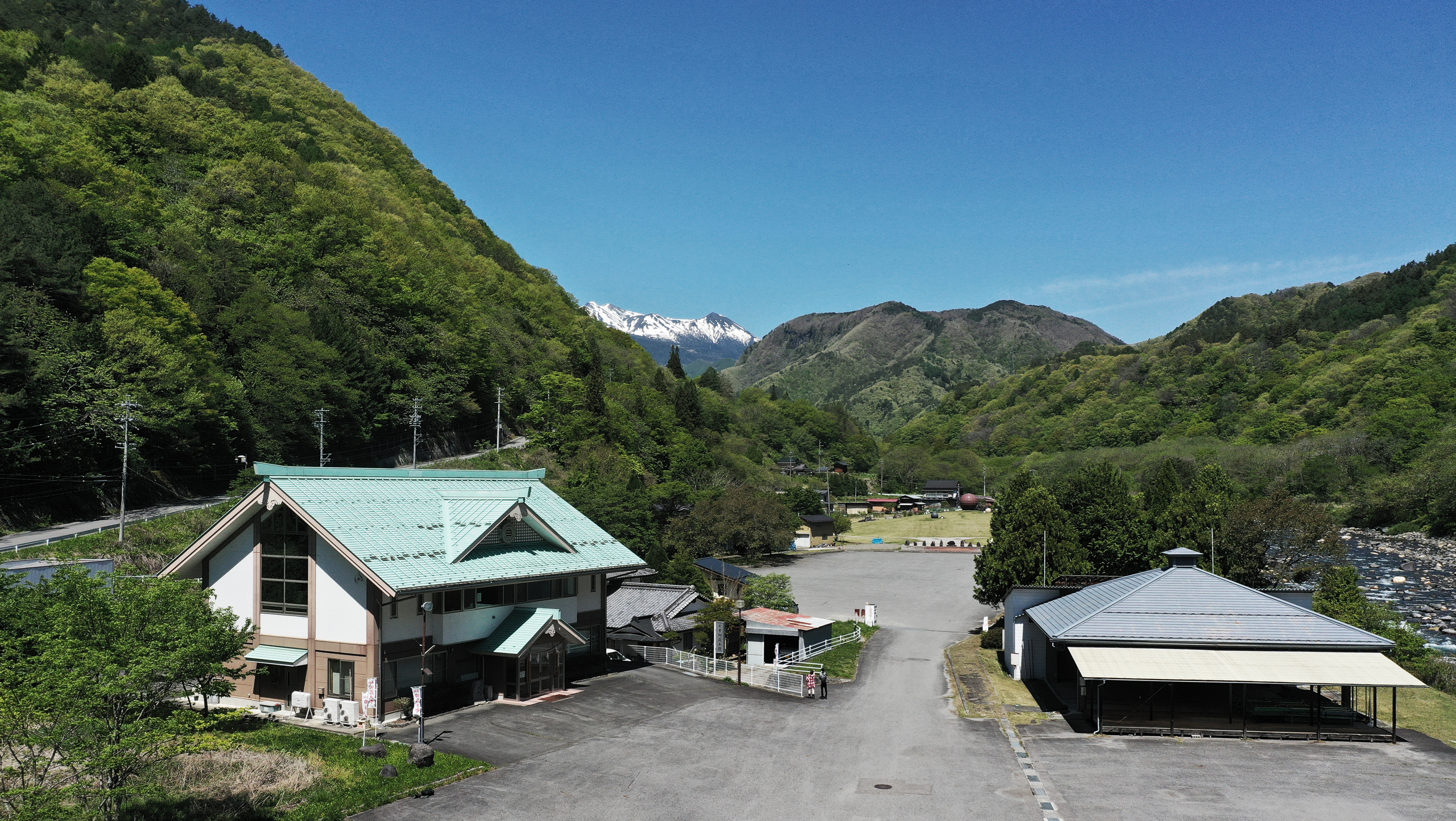 総本庁、覚明社